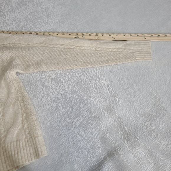 #0795 Chelsea and Violet sweater size small - Picture 7 of 8